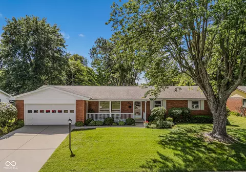 3142 Fairlawn Dr, Columbus, IN 47203