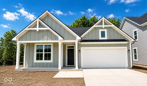 6431 Enclave Blvd, Whitestown, IN 46075