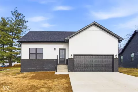 6002 Redberry Juniper Dr, Charlestown, IN 47111