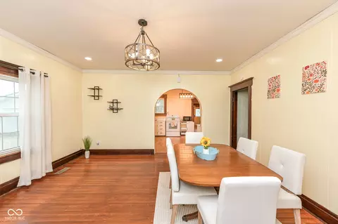 Dining - 669 E 350 N, Windfall, IN 46076 photo 4 of 4