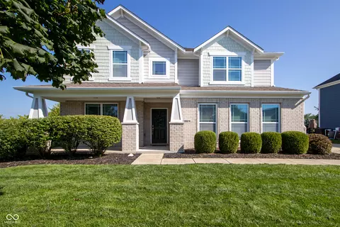13824 Fieldcrest Dr, Mccordsville, IN 46055