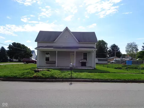 400 S Division St, Cayuga, IN 47928
