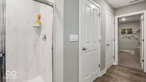 Entry Way - 5765 Chadwick Dr, Pendleton, IN 46064 photo 10 of 12