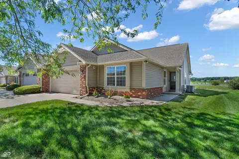 1342 Brookwood Cir, Danville, IN 46122