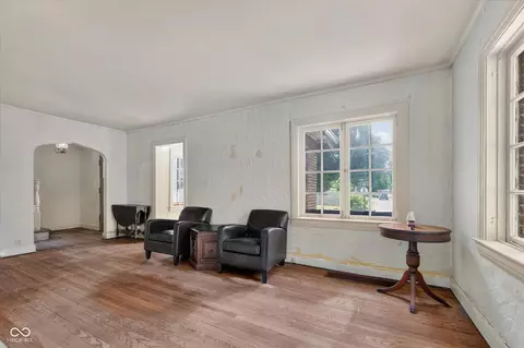 Living - 336 E 60th St, Indianapolis, IN 46220 photo 2 of 6