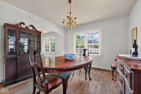 Dining - 336 E 60th St, Indianapolis, IN 46220 photo 3 of 3