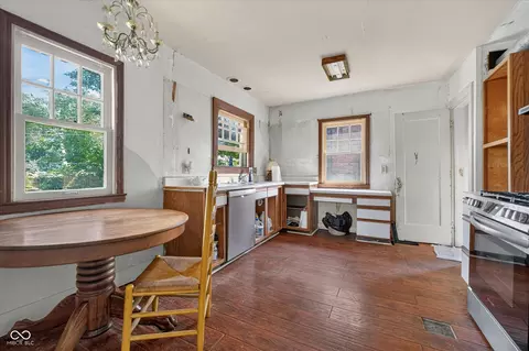 Kitchen - 336 E 60th St, Indianapolis, IN 46220 photo 1 of 5