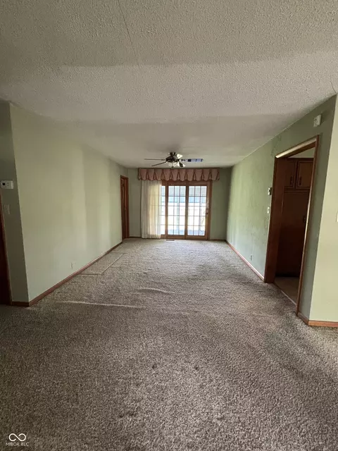 Living - 1018 S 875 E, Dunkirk, IN 47336 photo 1 of 2