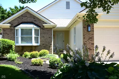 15 Ash Hill Ct, Batesville, IN 47006