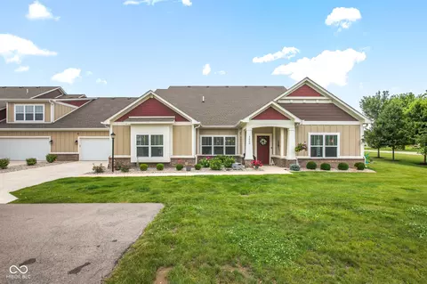 4400 W Preserve Pass, New Palestine, IN 46163