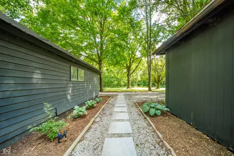 Exterior - 7042 E 1000 N, Pendleton, IN 46064 photo 11 of 13