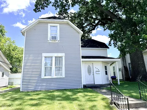 206 Whitlock Ave, Crawfordsville, IN 47933