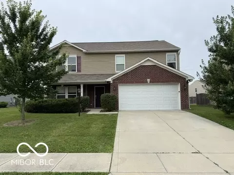 3714 Rinehall Dr, Indianapolis, IN 46235