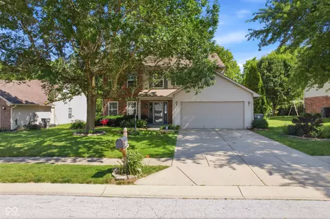 6448 Whitaker Farms Dr, Indianapolis, IN 46237