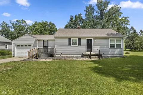 400 Orchard Ln, Greenwood, IN 46142