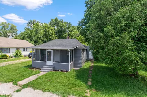 611 N Sycamore St, Ladoga, IN 47954