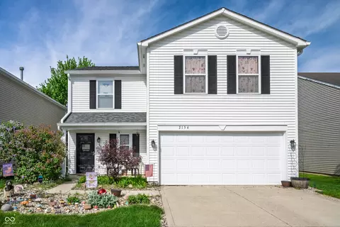 2154 Summer Breeze Way, Greenwood, IN 46143