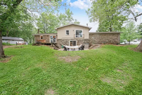 Exterior - 3171 E 600 N, Windfall, IN 46076 photo 5 of 10