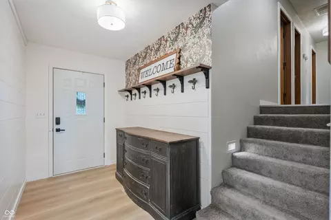 Entry Way - 3171 E 600 N, Windfall, IN 46076 photo 1 of 1