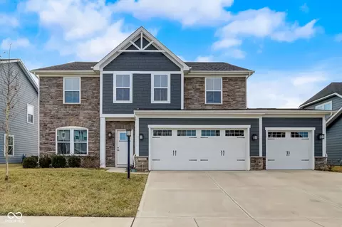 1239 Heartland Dr, Westfield, IN 46074