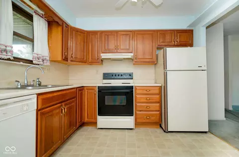 Kitchen - 2610 Maple Dr, New Castle, IN 47362 photo 1 of 1