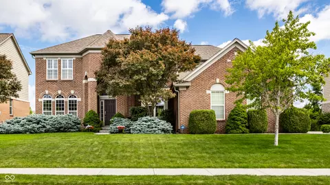 5980 Tanana Dr, Carmel, IN 46033