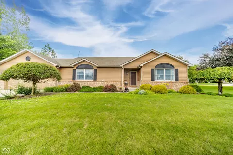 621 Buck Ln, Pendleton, IN 46064