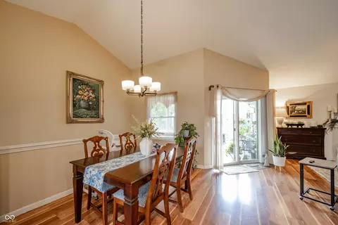 Dining - 621 Buck Ln, Pendleton, IN 46064 photo 1 of 2