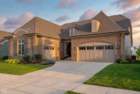 15606 Woodford Dr, Westfield, IN 46074
