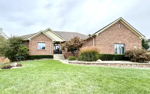 4191 Bending Ln, Greenwood, IN 46143