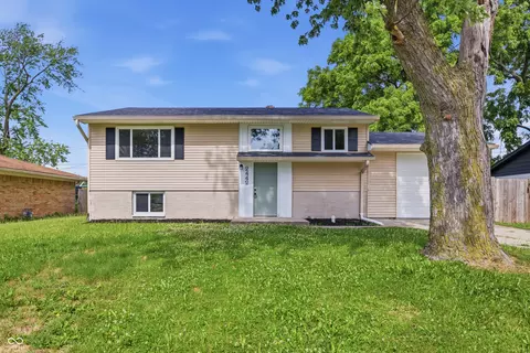 2442 Morning Star Dr, Indianapolis, IN 46229