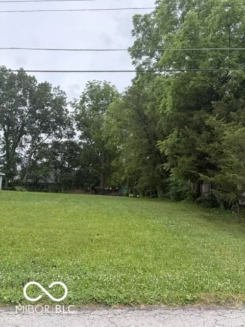 365 Park St, Noblesville, IN 46060