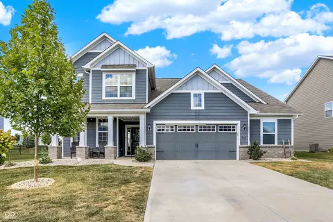 13538 Longrise Ln, Fishers, IN 46037