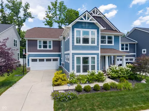 105 Thomas Point Dr, Fortville, IN 46040