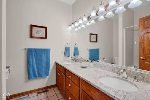 Bath - 7742 N 825 E, Hope, IN 47246 photo 1 of 5