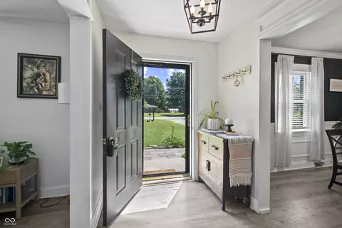 Entry Way - 4230 Five Points Rd, Indianapolis, IN 46239 photo 2 of 9