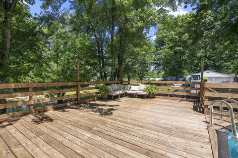 Exterior - 4230 Five Points Rd, Indianapolis, IN 46239 photo 14 of 21