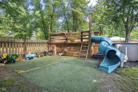 Exterior - 4230 Five Points Rd, Indianapolis, IN 46239 photo 6 of 21