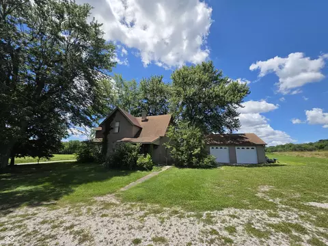 1668 W Greencastle Rd, Mooresville, IN 46158