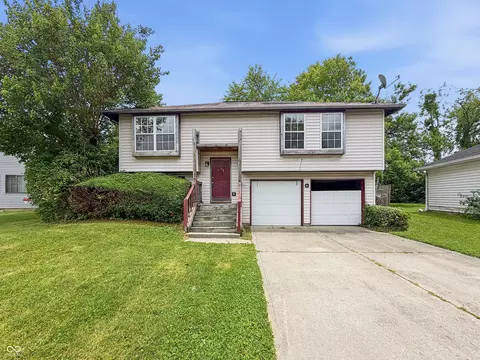 3929 Ireland Dr, Indianapolis, IN 46235