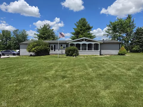 1408 E 600 N, Whiteland, IN 46184