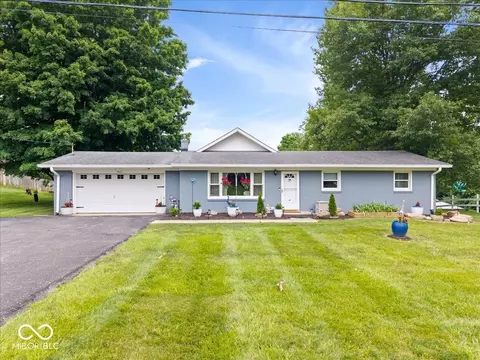 703 N Peterman Rd, Greenwood, IN 46142