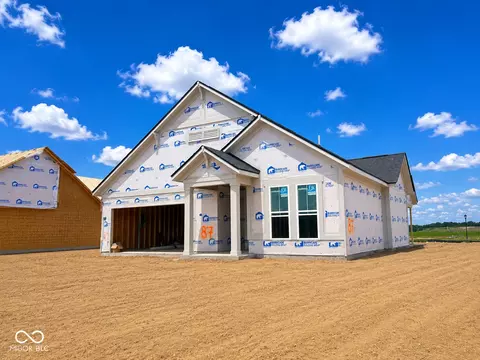 8811 Constitution Trl, Brownsburg, IN 46112
