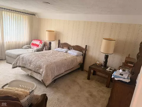Bedroom - 231 E Us Highway 36, Pendleton, IN 46064 photo 2 of 9