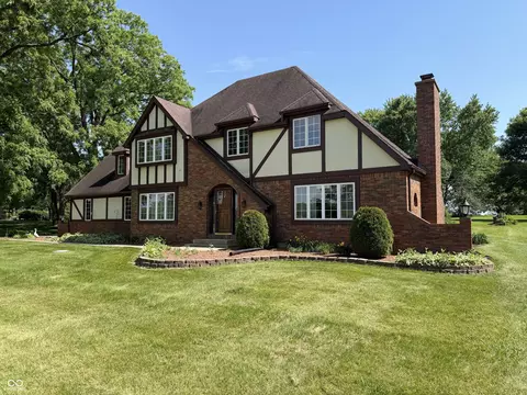 Exterior - 231 E Us Highway 36, Pendleton, IN 46064 photo 2 of 23
