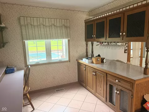 Kitchen - 231 E Us Highway 36, Pendleton, IN 46064 photo 4 of 4