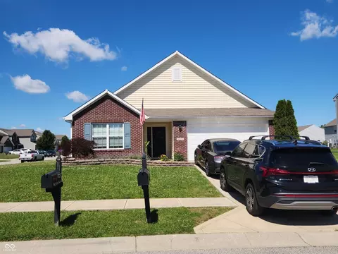 4324 Big Leaf Ln, Indianapolis, IN 46239