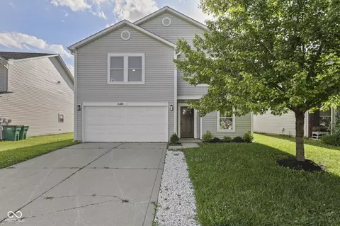 2488 Woodfield Blvd, Franklin, IN 46131