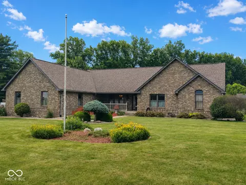 8709 W 1400 N, Elwood, IN 46036