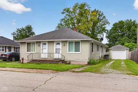 413 S Main St, Lapel, IN 46015